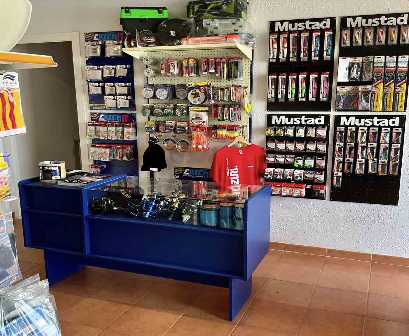 Náutica en sitges para el alquiler de barcos en el Port Aiguadolç